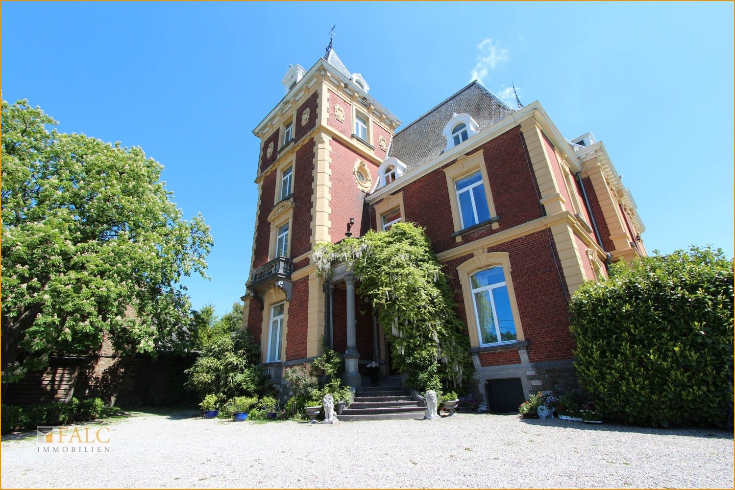 Fotos Märchenhaft schönes Château bei Liège in Wallonien