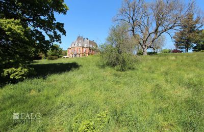 Schloss kaufen Fays, Wallonien, ...und weitläufiger Garten