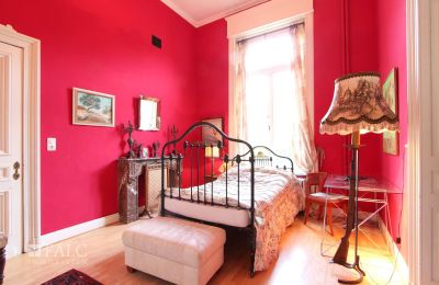 Schloss kaufen Fays, Wallonien, Zweites Schlafzimmer im EG