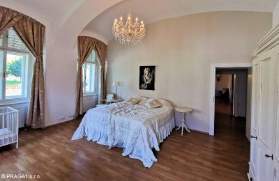 Schloss kaufen Jihomoravský kraj:  Schlafzimmer