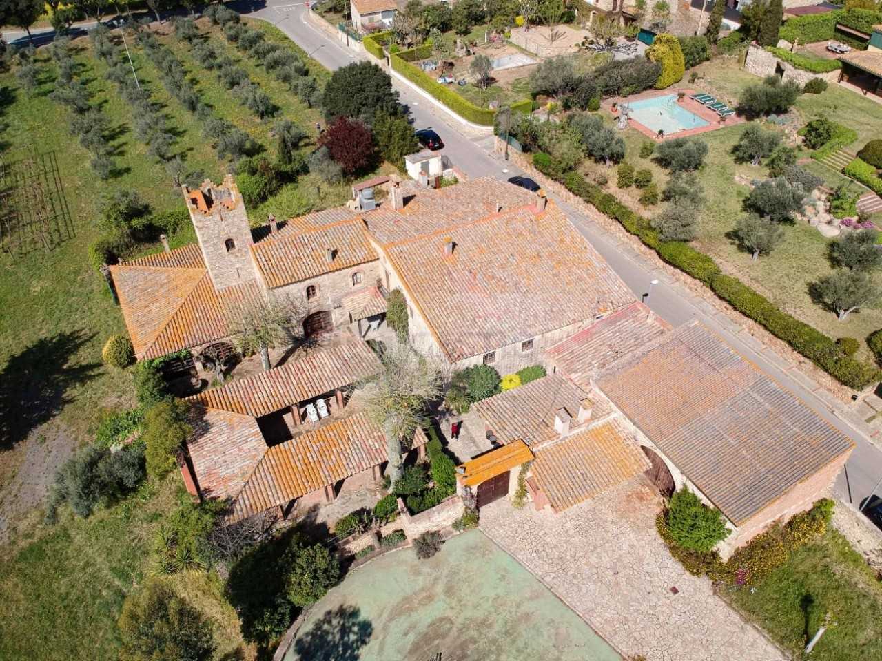 Fotos Befestigtes Bauernhaus aus dem 14. Jahrhundert im Herzen der Costa Brava