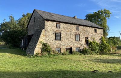 Historische Immobilien, Historische Mühle mit Nebengebäuden und großem Grundstück