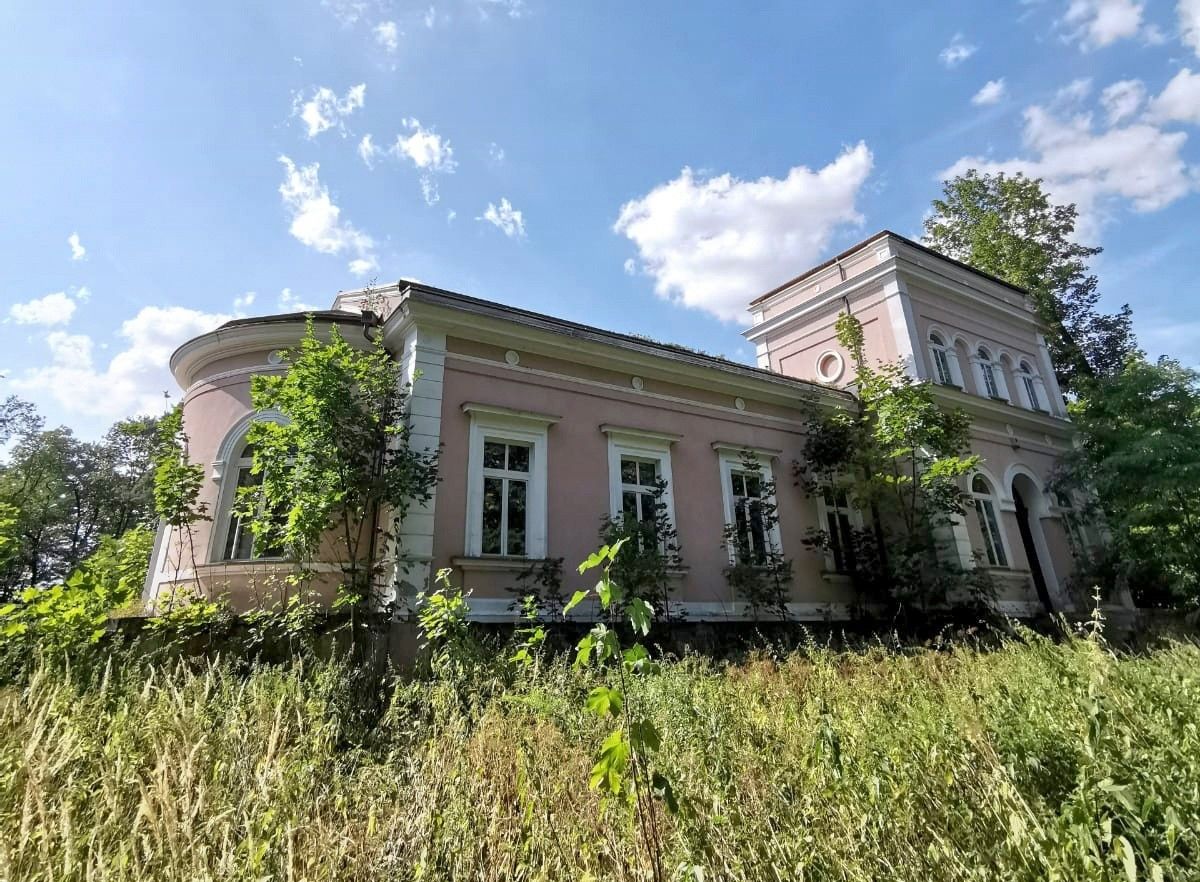 Fotos Gutshaus in Lubiatów, südlich der Stadt Lodz