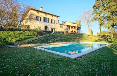 Historische Villa kaufen Città di Castello, Umbrien:  Pool