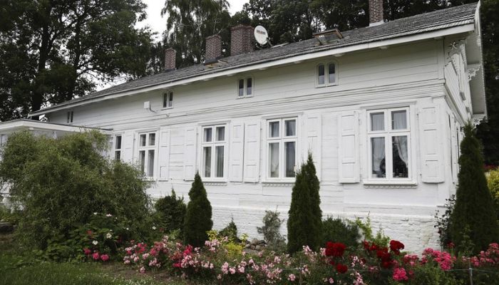 Herrenhaus/Gutshaus Lichnowy 3