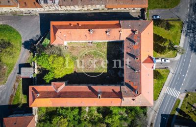 Schloss kaufen Cítoliby, Zamek Cítoliby, Ústecký kraj:  Drohne