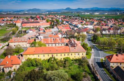 Schloss kaufen Cítoliby, Zamek Cítoliby, Ústecký kraj, luft