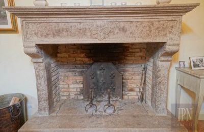 Landhaus kaufen Città di Castello, Umbrien, Kamin