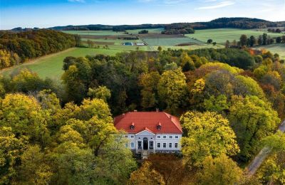 Schloss kaufen Sławnikowice, Slawnikowice 99, Niederschlesien, Drohnenfoto