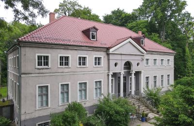 Schloss kaufen Sławnikowice, Slawnikowice 99, Niederschlesien, Vorderansicht