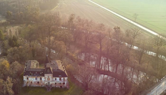 Schloss Komorowice 2