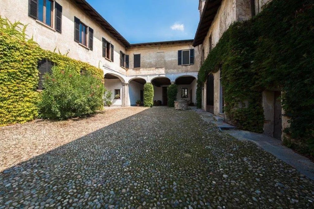 Fotos Historische Liegenschaft in der Lombardei - ehemaliges Kloster bei Varese