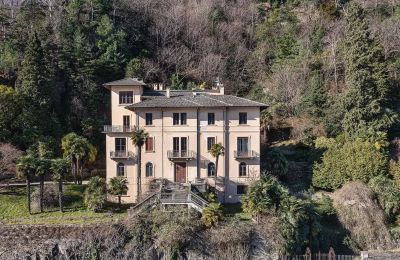 Historische Villa kaufen Cannobio, Piemont:  Vorderansicht