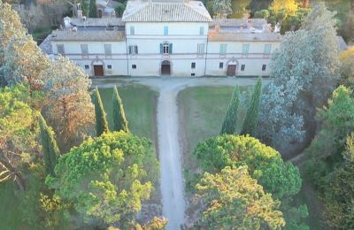 Schloss kaufen 06055 Marsciano, Umbrien, Außenansicht