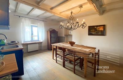 Landhaus kaufen Loro Ciuffenna, Toskana:  RIF 3098 Essbereich mit Küchenzeile