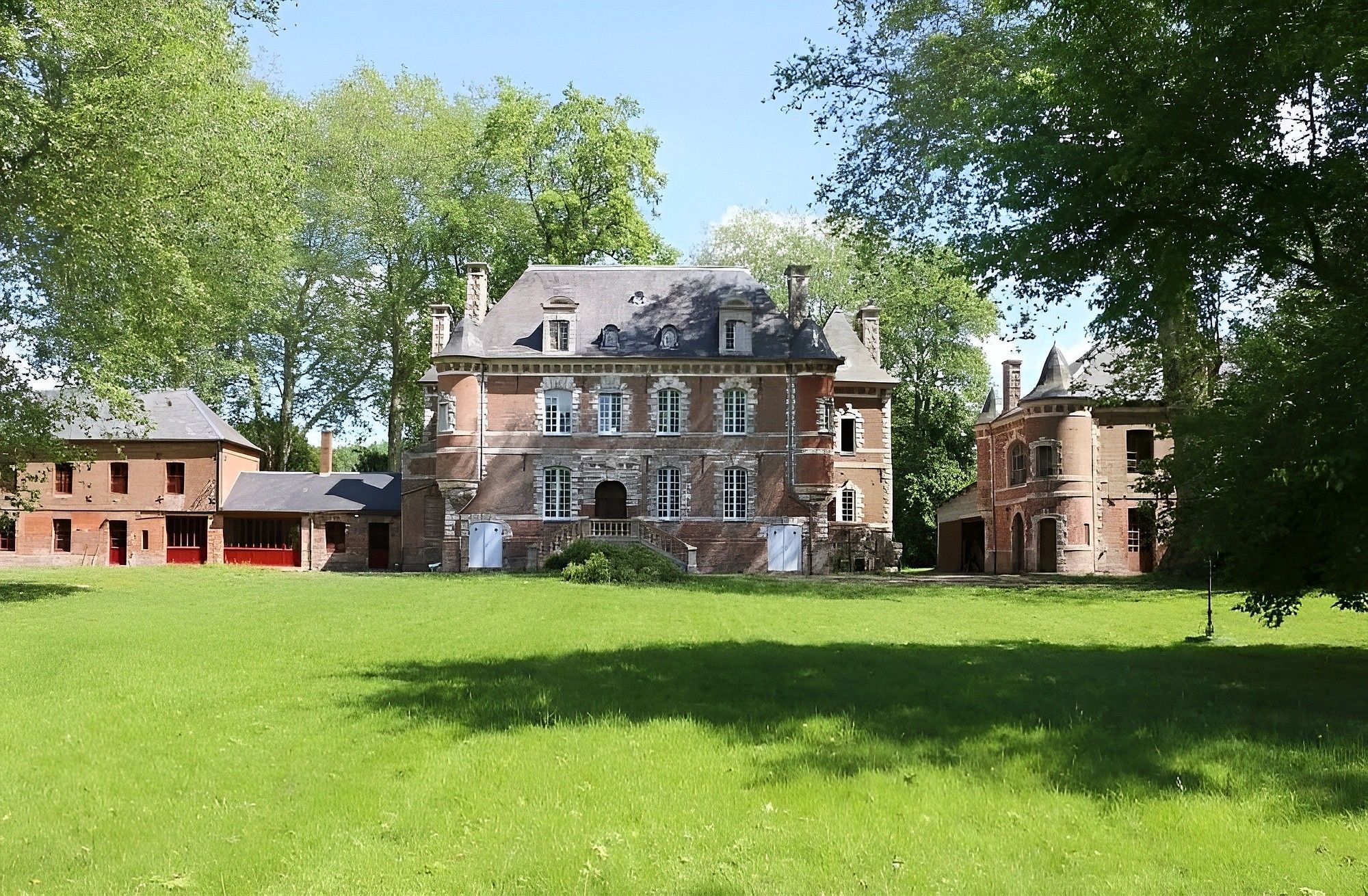 Fotos Château mit englischem Garten in der Nähe von Paris