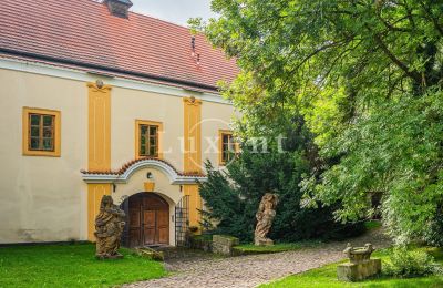 Burg kaufen Třebotov, Třebotov tvrz, Středočeský kraj:  