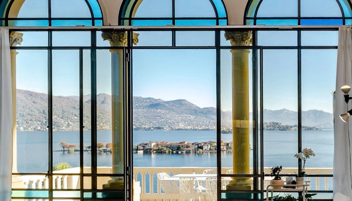 Apartment in historischem Gebäude kaufen Baveno, Piemont,  Italien