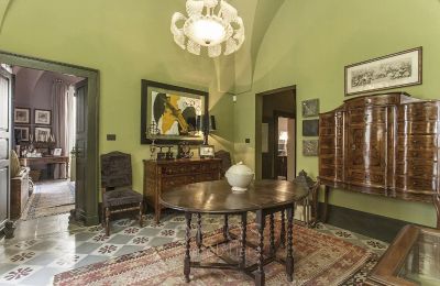 Apartment in historischem Gebäude kaufen Oria, Apulien, Foto 2/18