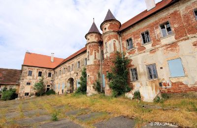 Schloss kaufen Karlovarský kraj:  
