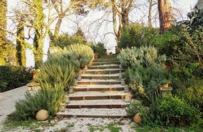 Historische Villa kaufen Latium:  Garten