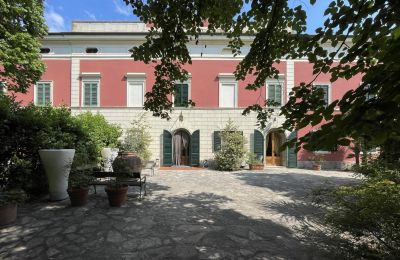 Charakterimmobilien, Villa aus dem 19. Jahrhundert mit kleinem Park bei Pisa
