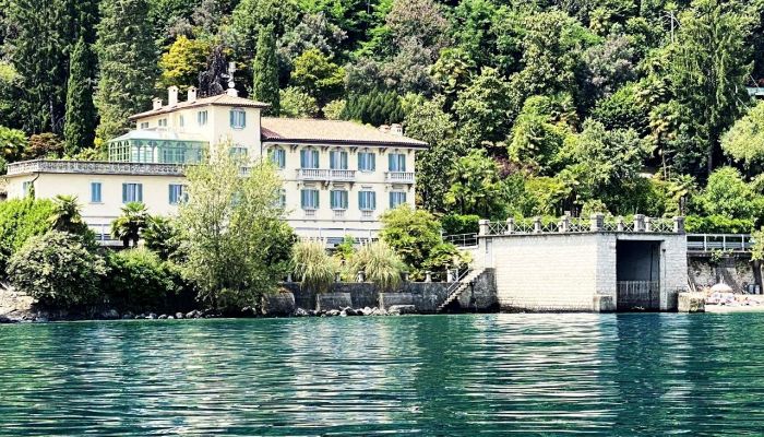 Historische Villa kaufen 28824 Oggebbio, Piemont,  Italien