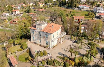 Historische Villa kaufen Verbania, Piemont, Drohnenfoto