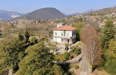 Historische Villa kaufen Verbania, Piemont, Drohnenfoto