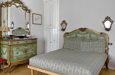 Historische Villa kaufen Verbania, Piemont:  Schlafzimmer