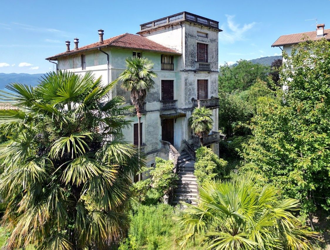 Fotos Historische Villa am Lago Maggiore zur Renovierung