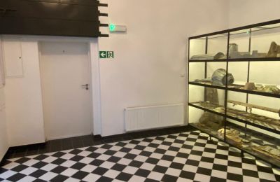 Apartment in historischem Gebäude kaufen Lubiechowo, Pałac w Lubiechowie, Westpommern, Hol wejściowy 