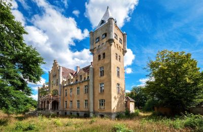 Charakterimmobilien, Pałac w Dobrowie: Schloss Klein Dubberow in Westpommern