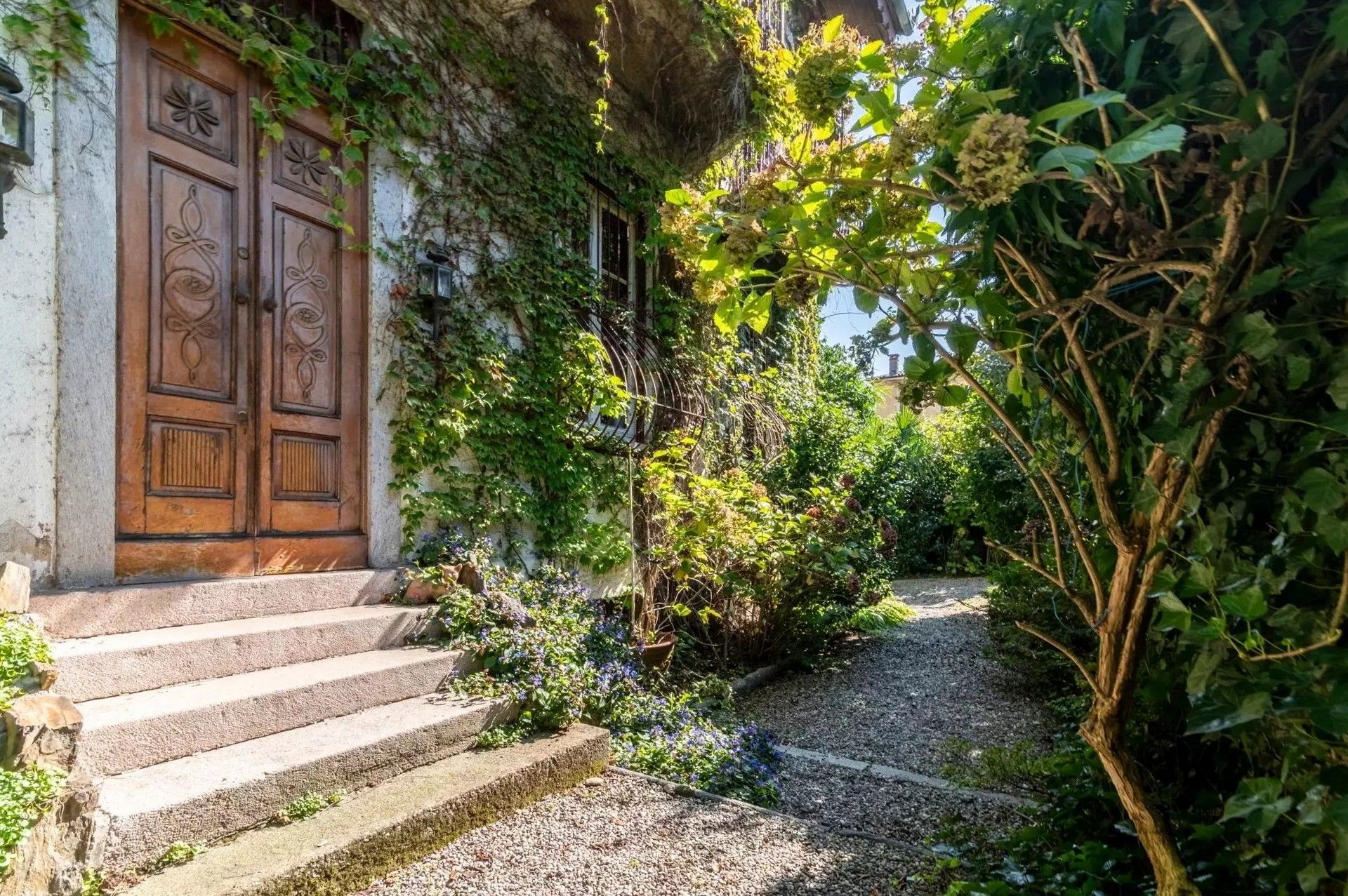 Fotos Historische Villa mit Garten in Pallanza