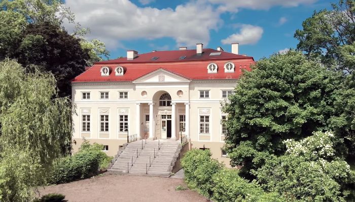 Schloss- und Parkensemble in Samotwór, nahe Wrocław/Breslau