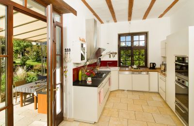 Historische Villa kaufen 55758 Sulzbach, Kirchstraße 12, Rheinland-Pfalz:  Einbauküche und große überdachte Terrasse