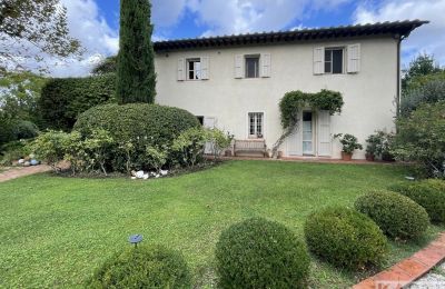 Historische Villa kaufen Marti, Toskana:  Außenansicht