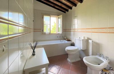 Historische Villa kaufen Marti, Toskana:  Badezimmer