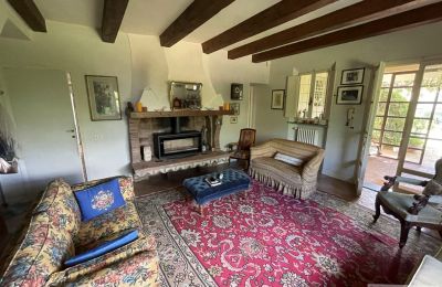 Historische Villa kaufen Marti, Toskana:  Wohnzimmer