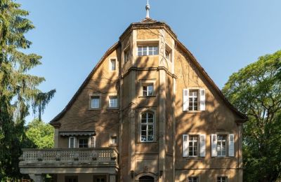 Schloss kaufen Baden-Württemberg:  Linker Schlossflügel