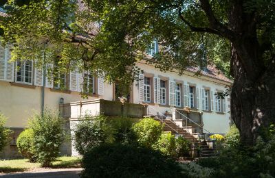 Schloss kaufen Baden-Württemberg, Hauteingang rechter Schlossflügel