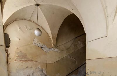 Stadtpalais kaufen Piobbico, Garibaldi  95, Marken, Treppe