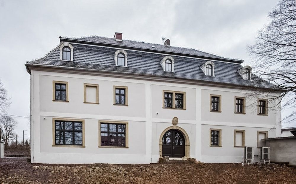 Fotos Spätbarockes Herrenhaus zwischen Jelenia Góra und Wałbrzych