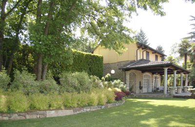 Historische Villa kaufen Merate, Lombardei, Nebengebäude