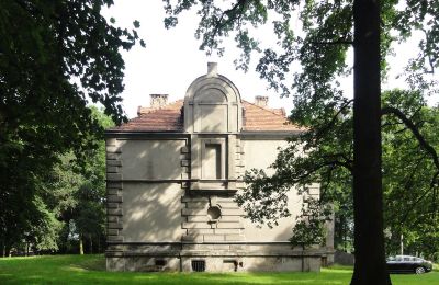 Schloss kaufen Gwoździany, Spółdzielcza 4a, Schlesien:  Seitenansicht