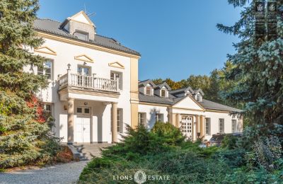 Charakterimmobilien, Gutshaus in Żychlin westlich von Warschau