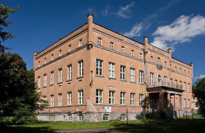 Schloss kaufen Dąbroszyn, Pałac w Dąbroszynie, Lebus, Seitenansicht