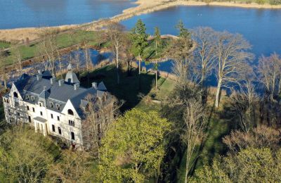 Charakterimmobilien, Gutshof am See in Westpommern, 217 Ha Land optional