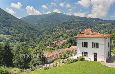 Historische Villa kaufen Dizzasco, Lombardei:  Aussicht