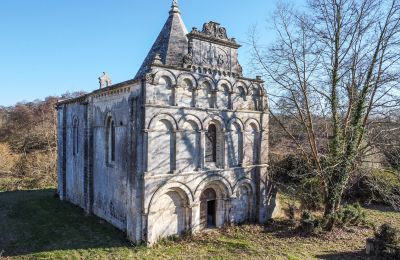 Schloss kaufen Saintes, Neu-Aquitanien:  Kapelle
